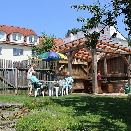 Ferienwohnung Penzion Gomelská Horní Stropnice Exterior foto